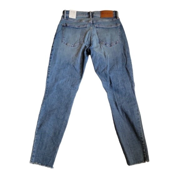 NWT Lucky Brand Women's Ava Mid Rise Super Skinny distressed jeans size 6 / 28 - Picture 2 of 9